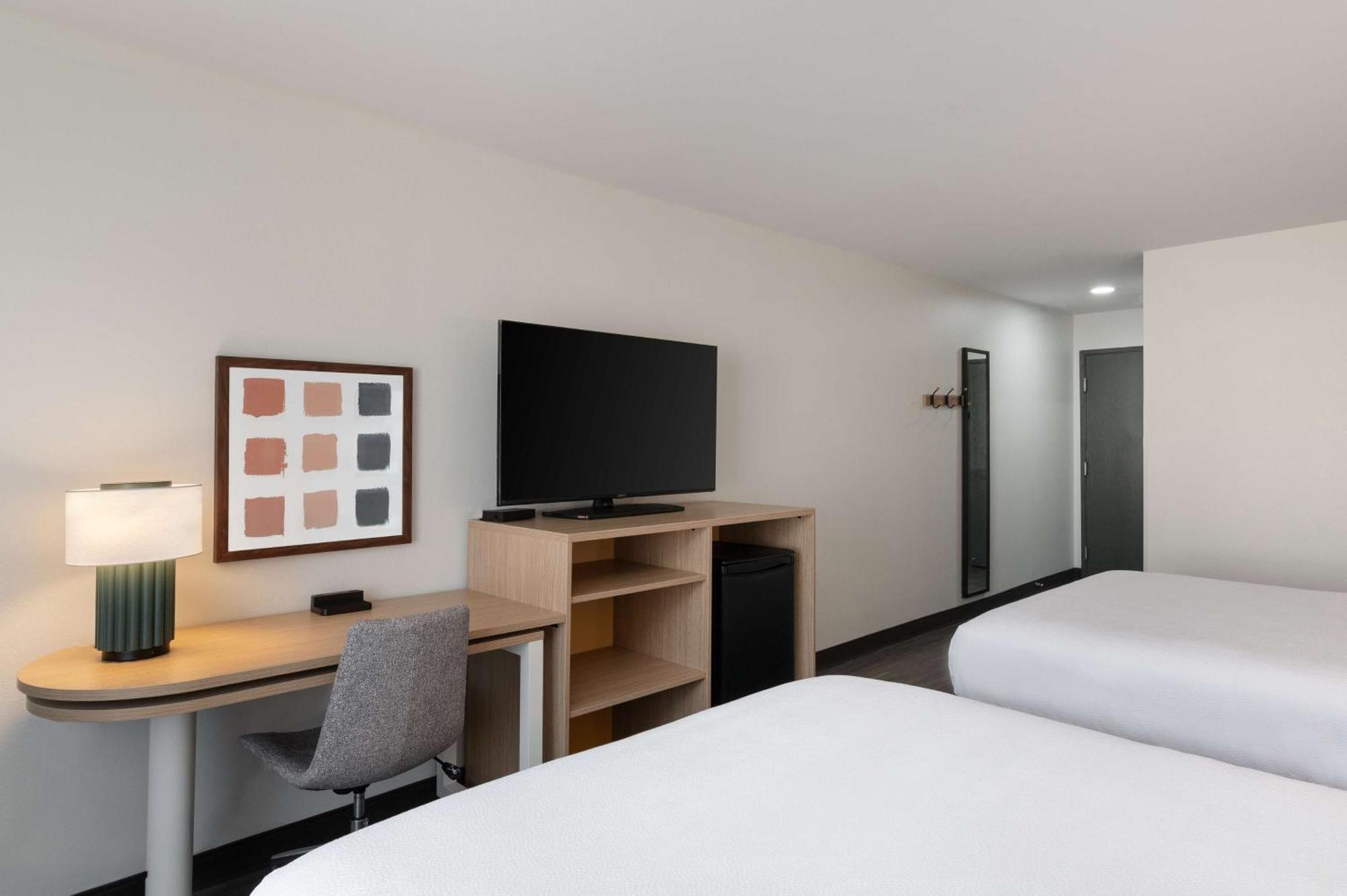 Spark By Hilton Savannah South I-95 Exterior photo